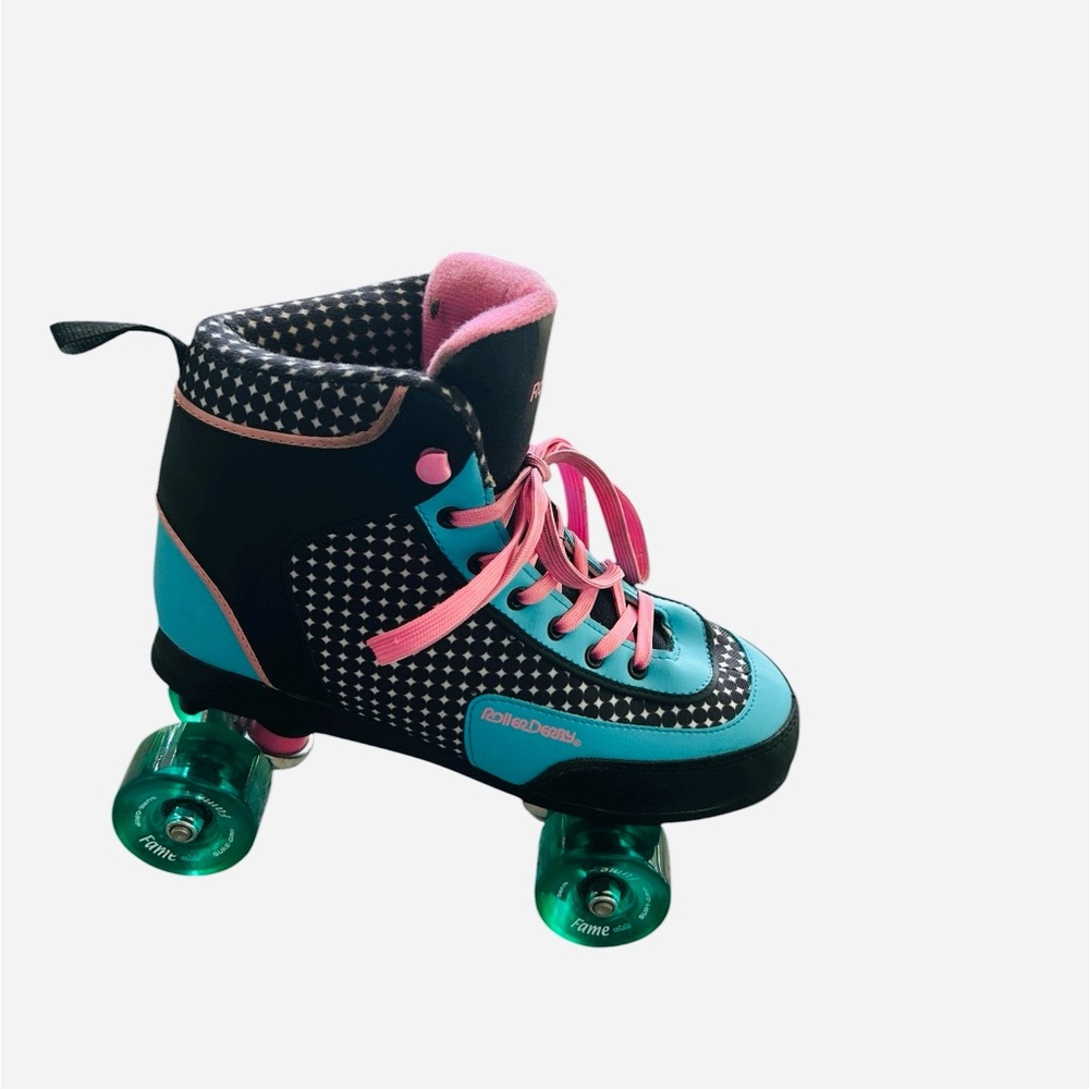 Roller Derby Roller Star 750 Women's Quad Roller Skates in size 9